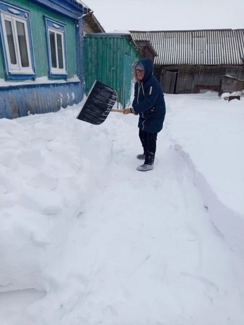 «Снежный десант»: социальные работники спешат на помощь