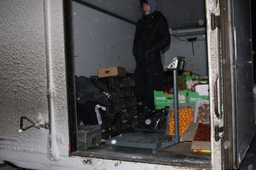 «Потолок ледяной, дверь скрипучая....»: предновогоднюю ярмарку веселили артисты сельских домов культуры