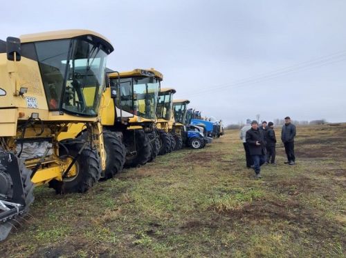 Комиссия проверила постановку техники на хранение