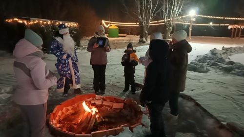 Предновогодняя сказка в Экопарке: музей и ЦДТ подарили праздник жителям Новошешминска