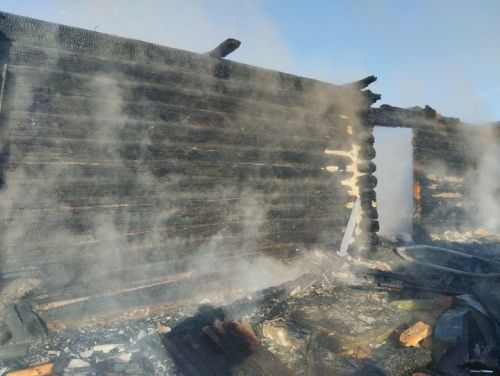 При пожаре в Слободе Архангельской погиб человек