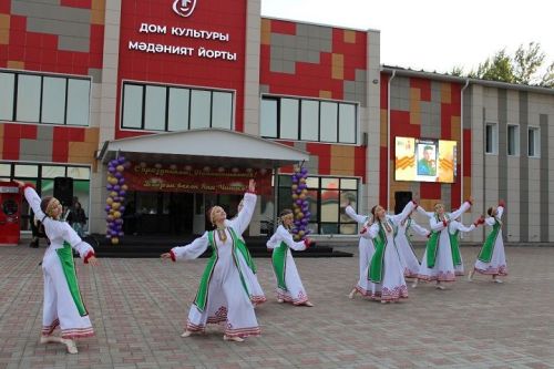 В продолжение празднования Международного дня семьи 15 мая в Новошешминске прошел вечерний концерт