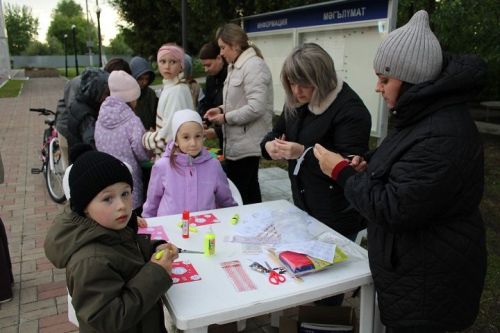 В продолжение празднования Международного дня семьи 15 мая в Новошешминске прошел вечерний концерт