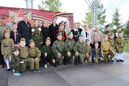 В Новошешминске прошел марафон «Война в стихах», посвященный 80-летию Победы (фоторепортаж)