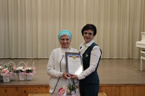 В Новошешминске состоялось торжественное мероприятие в честь Дня социального работника (фоторепортаж)