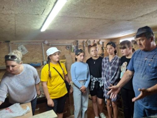Мастер-класс по резьбе по дереву: знакомство с народными традициями