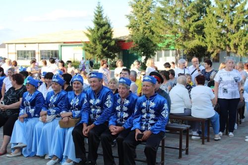 Новошешминск стал центром фестиваля добрососедства «Наш двор»