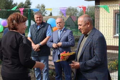 В Слободе Черемуховой открылось новое здание исполкома