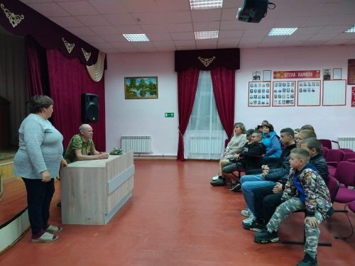 Встреча с участником СВО в Ленинском СДК