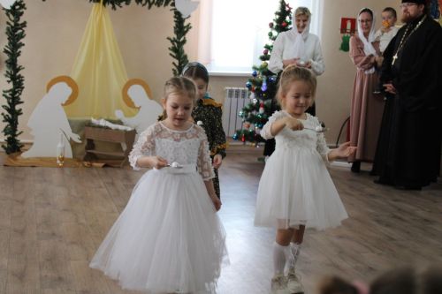 Чудо к нам приходит