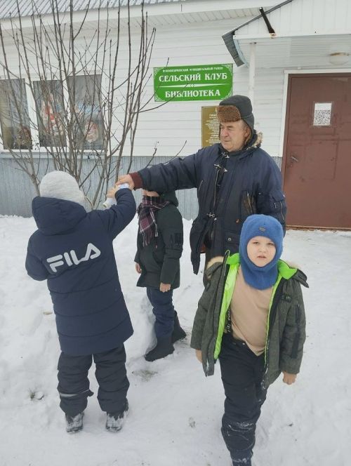 В Горшковском СК рассказали подросткам о зимней помощи птицам