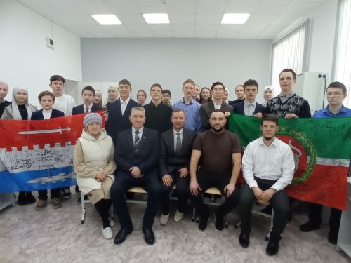 Живые истории мужества: в Новошешминском районе проходят уроки патриотизма с участием героев СВО