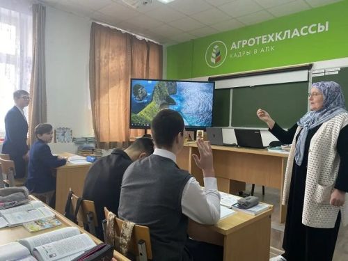Семинар для учителей точных наук прошел в Зиреклинском лицее