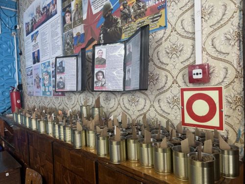 Жители Чувашской Чебоксарки изготовили более 300 окопных свечей