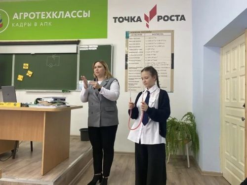 Семинар для учителей точных наук прошел в Зиреклинском лицее