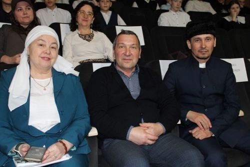 В Новошешминске прошел День татарской литературы