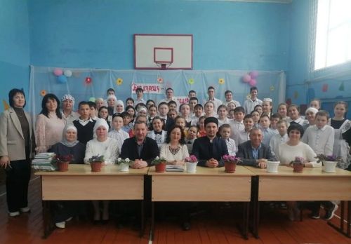 В Новошешминске прошел День татарской литературы