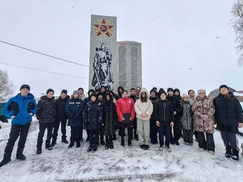 Забота о прошлом ради будущего: «Снежный десант» в Ленинской школе