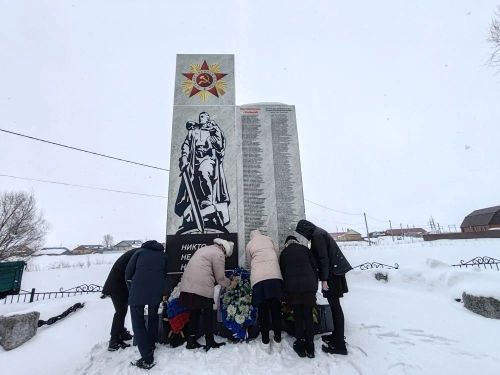 Забота о прошлом ради будущего: «Снежный десант» в Ленинской школе