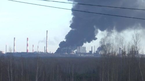 В Нижнекамске объявили трёхдневный траур после пожара на «Нижнекамскнефтехиме»