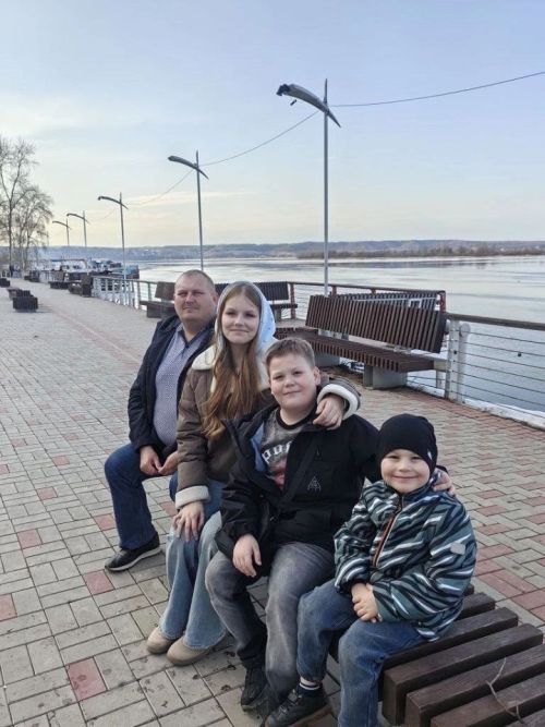 Сорок пять лет любви и  девяносто лет труда