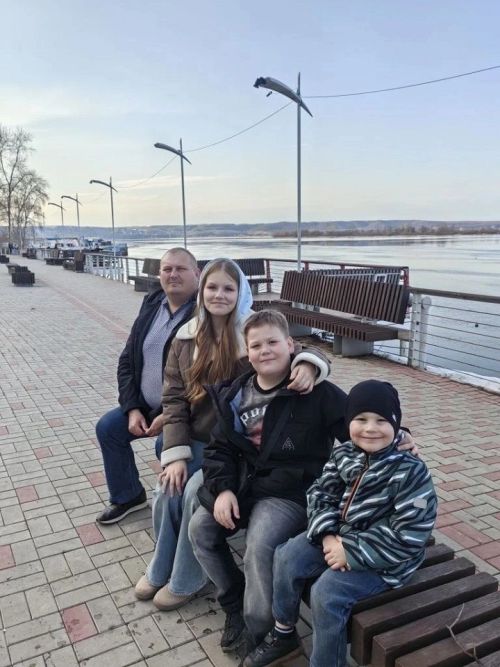 Сорок пять лет любви и  девяносто лет труда