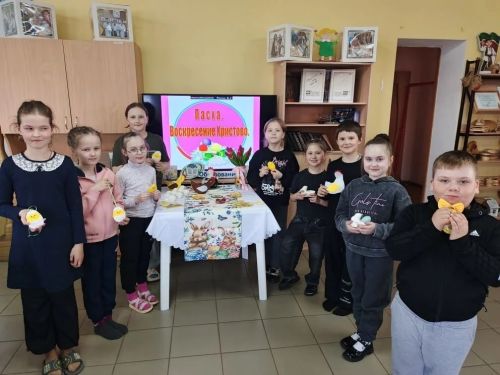 В Центре детского творчества прошли пасхальные мастер-классы для школьников