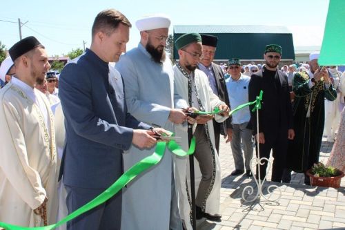 В Новошешминске состоялось торжественное открытие новой мечети (фоторепортаж)