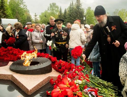 Епископ Пахомий поздравляет новошешминцев с Днем Победы