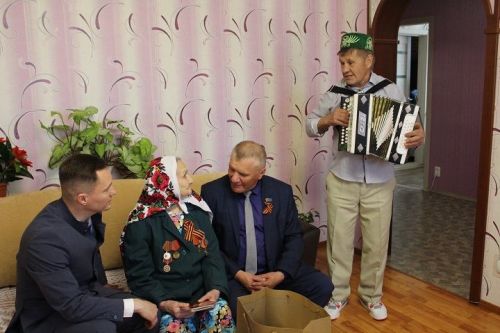 Подарки от депутата Госдумы РФ