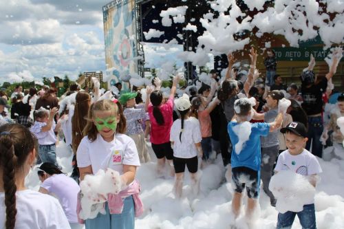 1 июня в Новошешминском парке культуры и отдыха прошел фестиваль «Детство без границ» (фоторепортаж)