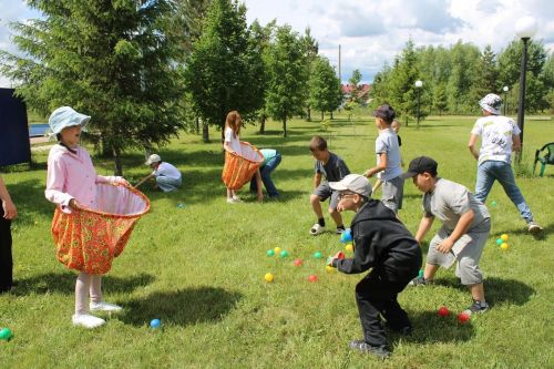 1 июня в Новошешминском парке культуры и отдыха прошел фестиваль «Детство без границ» (фоторепортаж)