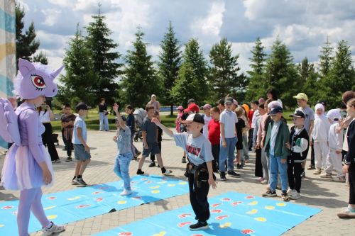 1 июня в Новошешминском парке культуры и отдыха прошел фестиваль «Детство без границ» (фоторепортаж)