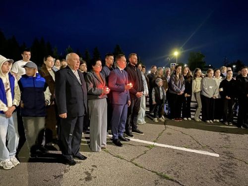 В Новошешминске зажгли свечи памяти