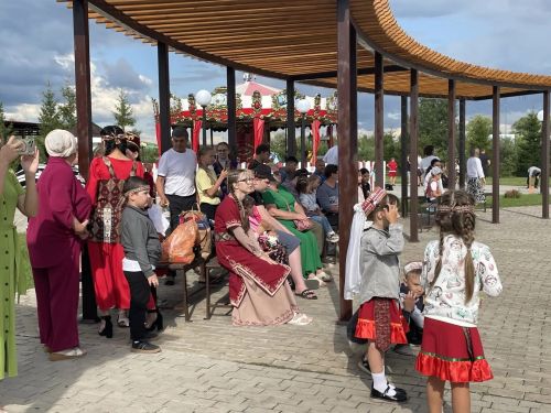 В Новошешминском парке культуры прошёл праздник День дружбы народов