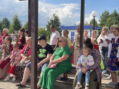 В Новошешминском парке культуры прошёл праздник День дружбы народов