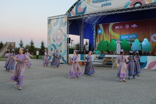 Заслуженные награды, яркий концерт и праздничный салют