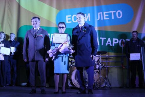 Заслуженные награды, яркий концерт и праздничный салют