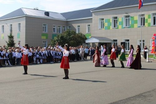 «Первое сентября – 2026» в Новошешминской гимназии (фоторепортаж)