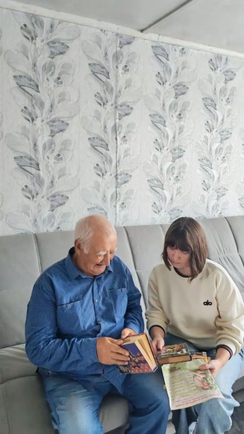 Библиотекари продолжают надомное обслуживание читателей