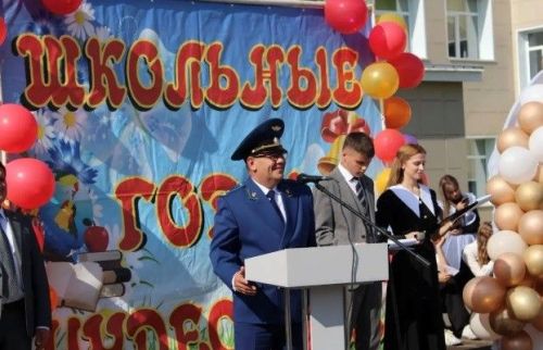 Прокурор района принял участие в Дне знаний в Новошешминске