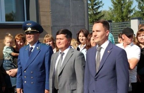 Прокурор района принял участие в Дне знаний в Новошешминске