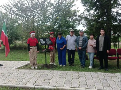 Их имена вписаны в историю села: в Новошешминском районе открыли памятные доски героям СВО