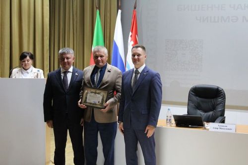 На заседании Совета района наградили достойных новошешминцев (фоторепортаж)