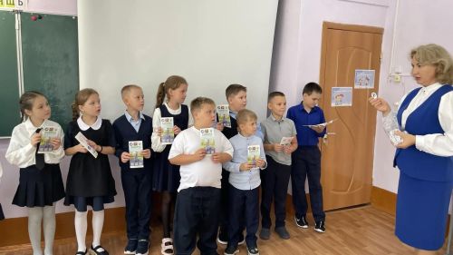 Не только буквы и цифры: в Новошешминской школе прошел урок дорожной грамотности