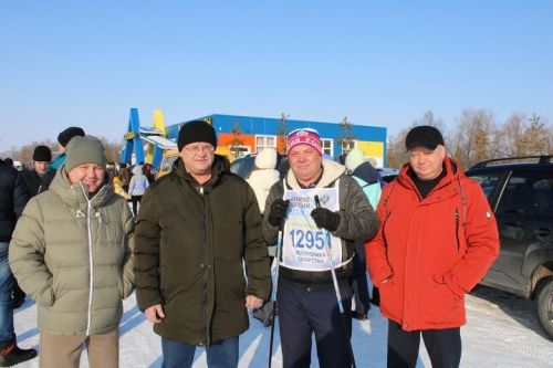 18 февраля в Новошешминске прошли массовые старты “Лыжня России 2023” (фоторепортаж)