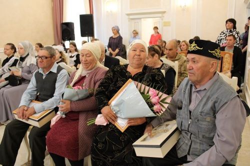 15 мая в Новошешминском отделе ЗАГС отпраздновали Международный день семьи (фоторепортаж)