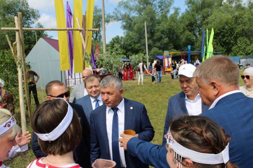 10 июня в Новошешминске прошел Сабантуй (фоторепортаж)