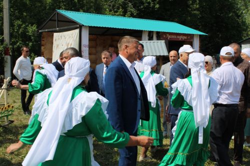 10 июня в Новошешминске прошел Сабантуй (фоторепортаж)