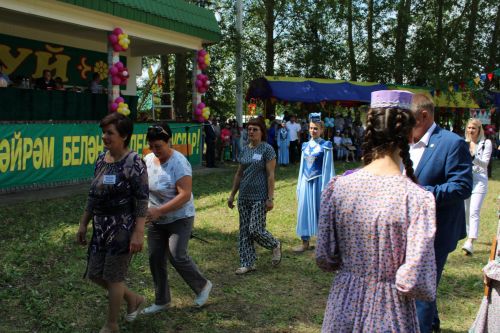 10 июня в Новошешминске прошел Сабантуй (фоторепортаж)